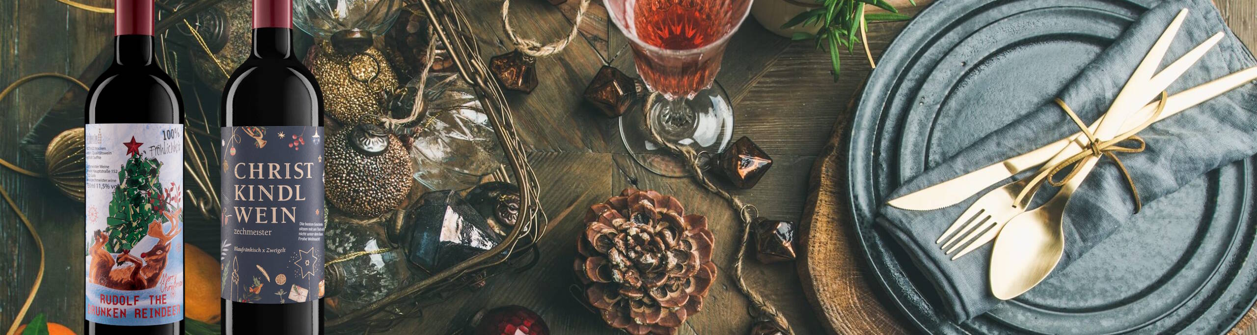 festtafel mit christkindlwein und rudolf the drunken reindeer